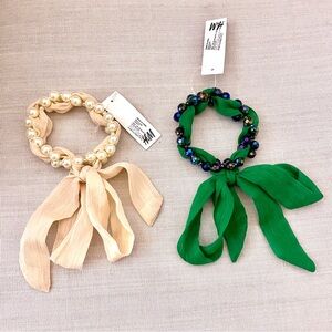 💚 H&M ribbon bracelet with bow tie Pearl ivory green beads